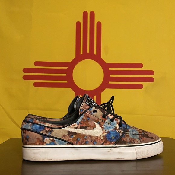Nike sb janoski blue digi floral size 9.5 - Picture 4 of 4